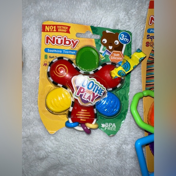 New Teether Bundle - Picture 8 of 9
